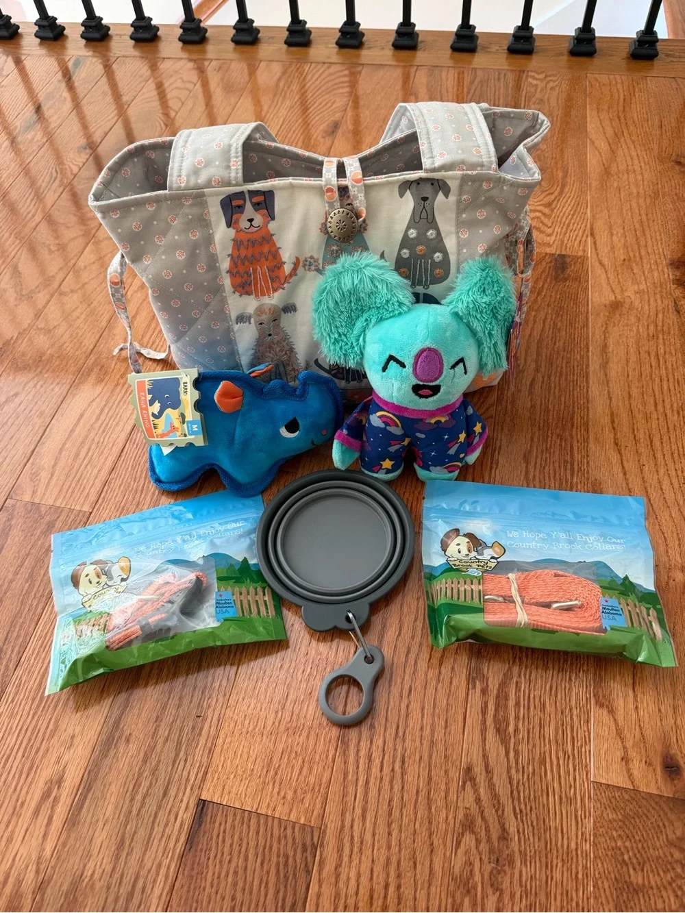 NWT Dog Kit in a Bag (look inside the bag)